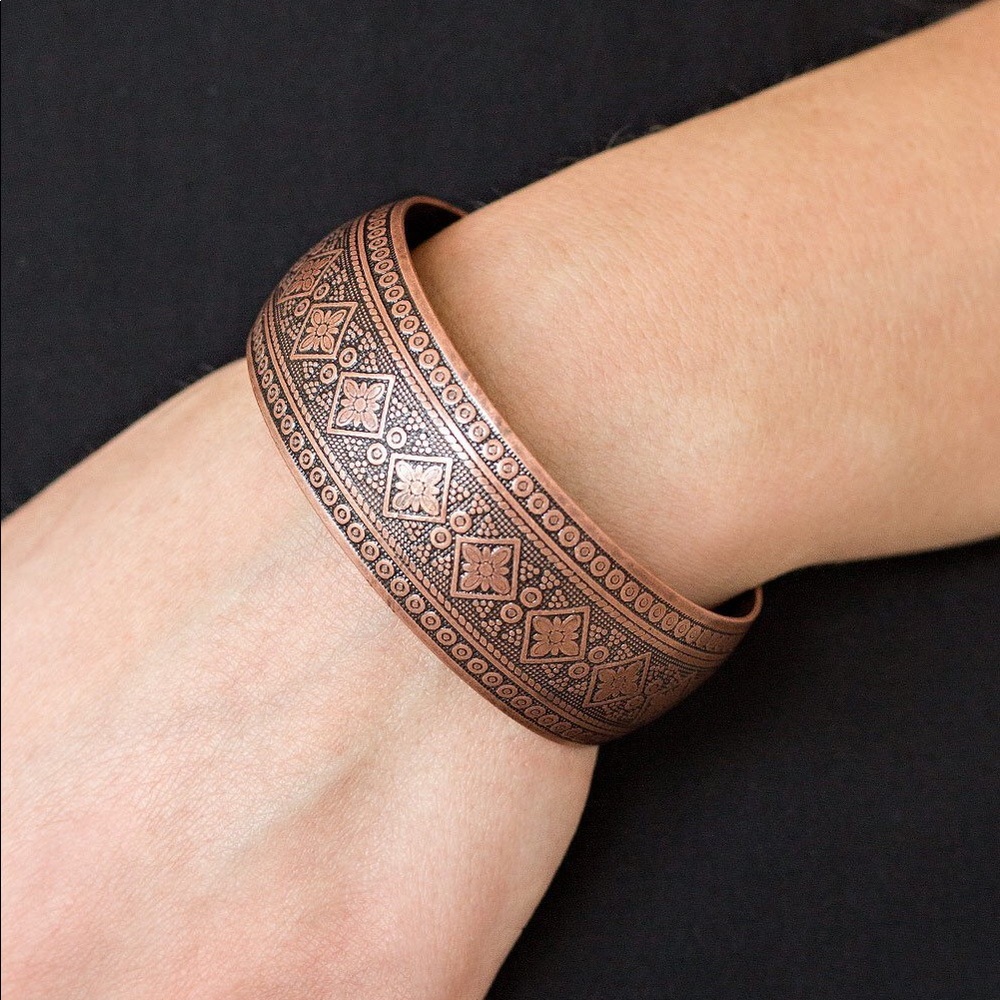 ❤️‍🔥5/$25❤️‍🔥 Gorgeously Gypsy Copper Cuff Bracelet